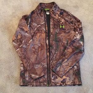 Camouflage zip up.